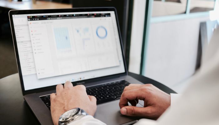 online background checks of employee