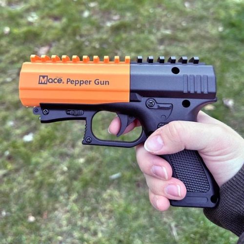 mace pepper gun