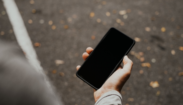 your carrier track your phone
